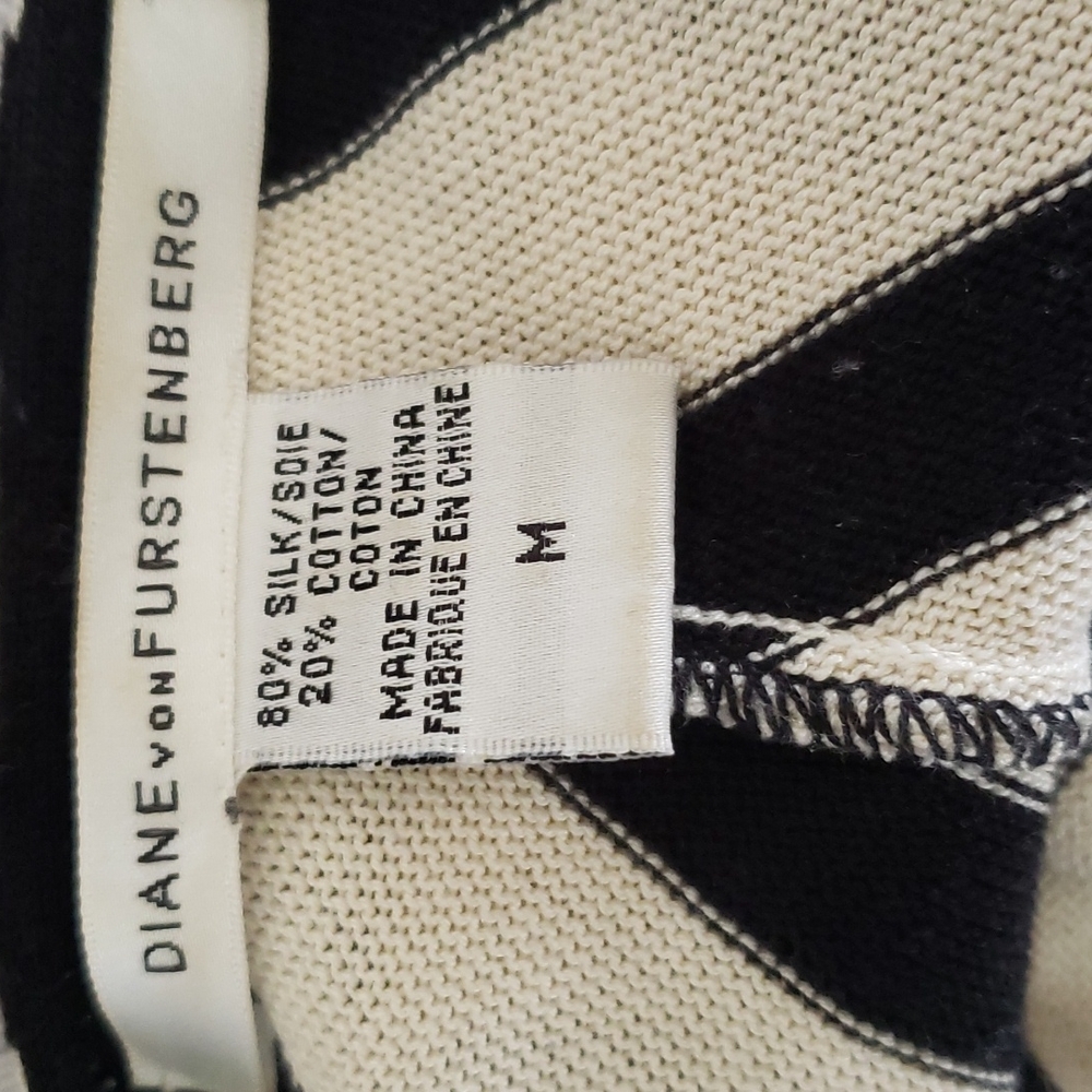 DVF Sweater with Pockets - Picture 7 of 7